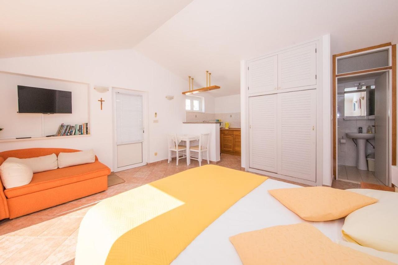 Lacroma Apartments ドゥブロブニク エクステリア 写真